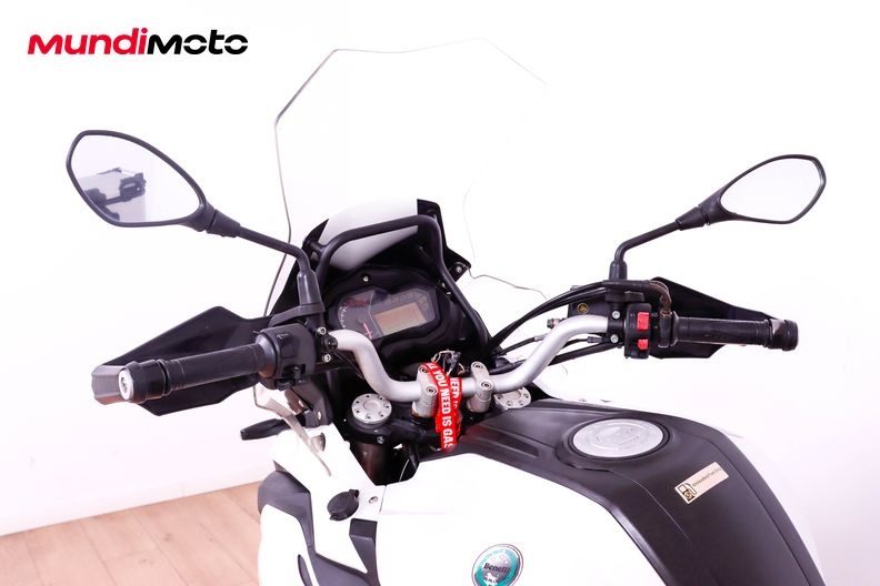 Motorbike image 10