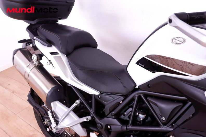 Motorbike image 13