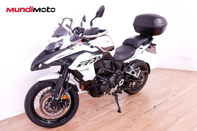 Motorbike image 7