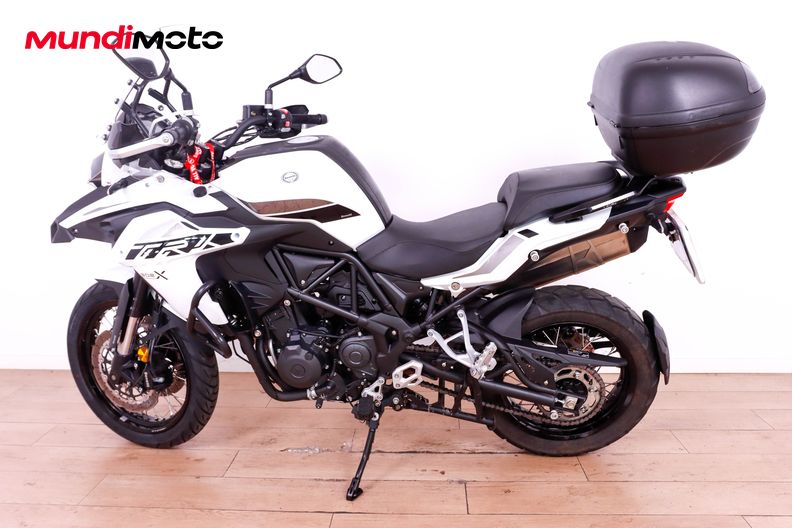 Motorbike image 5