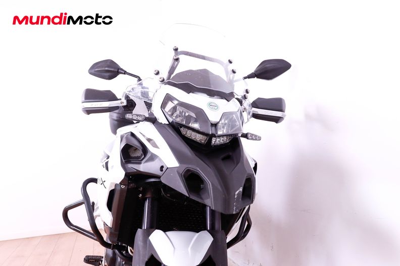 Motorbike image 4