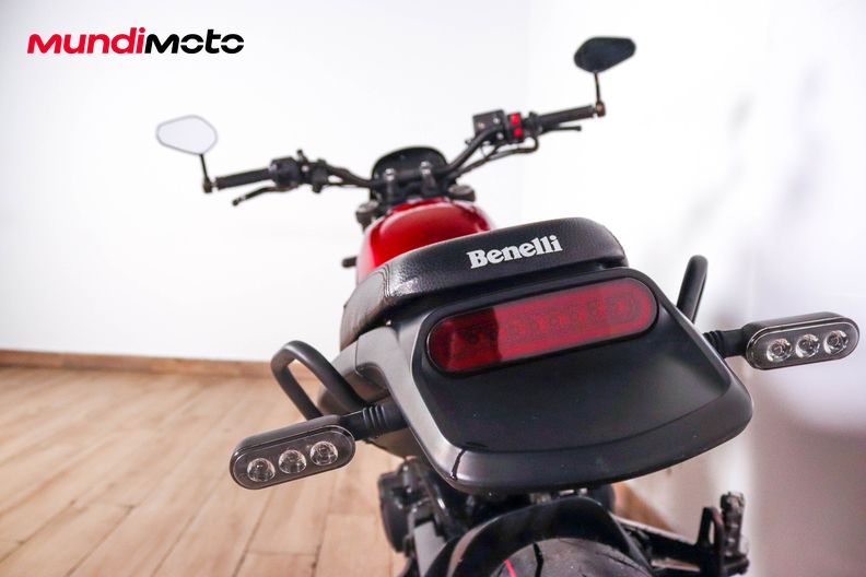Motorbike image 9