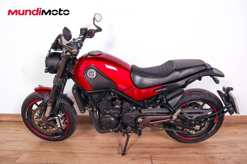 Motorbike image 5