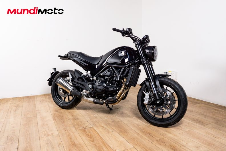 Motorbike image 1