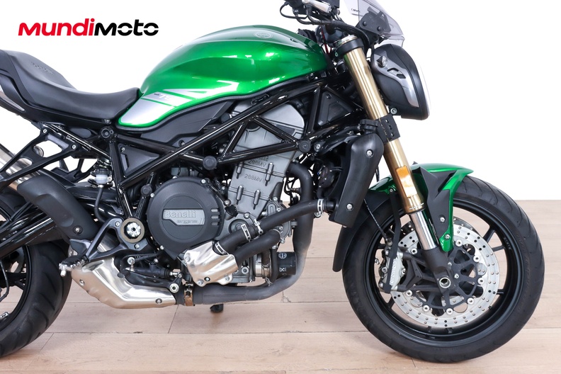 Motorbike image 13