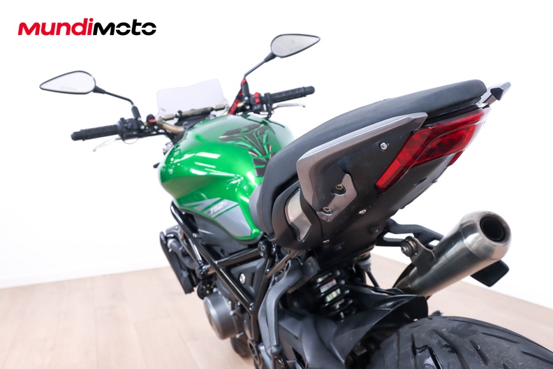 Motorbike image 8