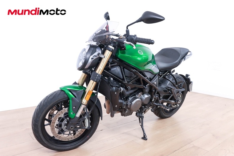 Motorbike image 6