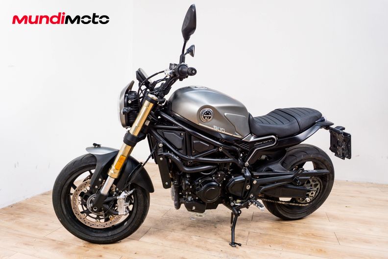 Motorbike image 6