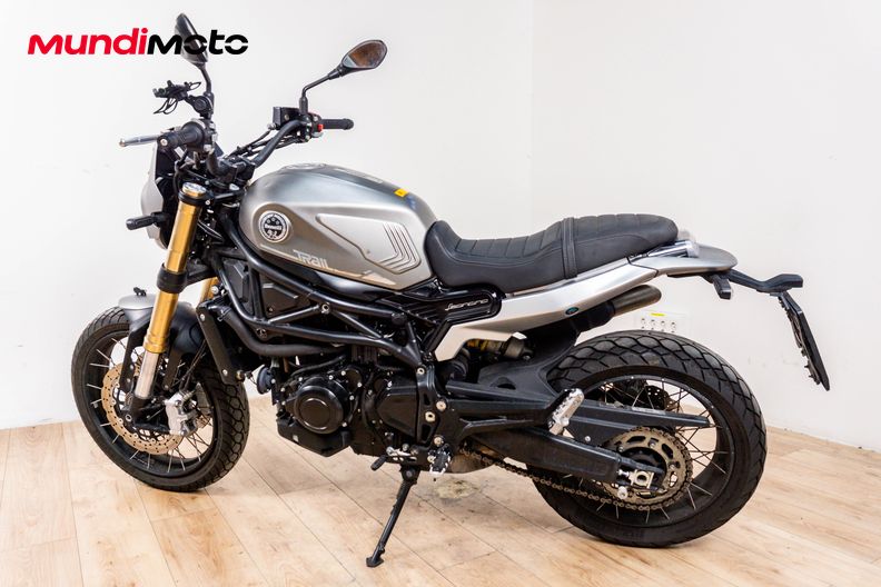 Motorbike image 7