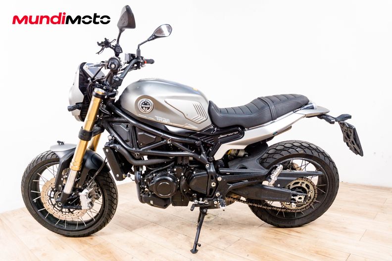 Motorbike image 5