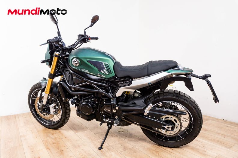 Motorbike image 7