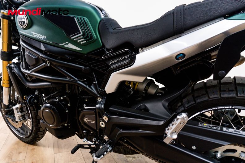 Motorbike image 8
