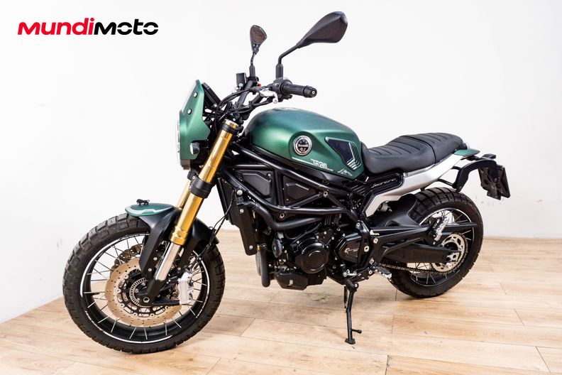Motorbike image 6