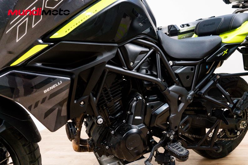 Motorbike image 9