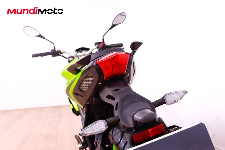 Motorbike image 9