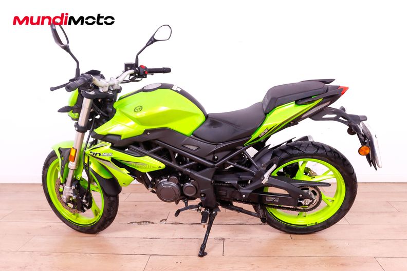 Motorbike image 5