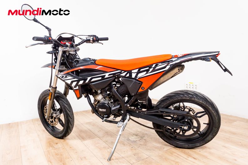 Motorbike image 7