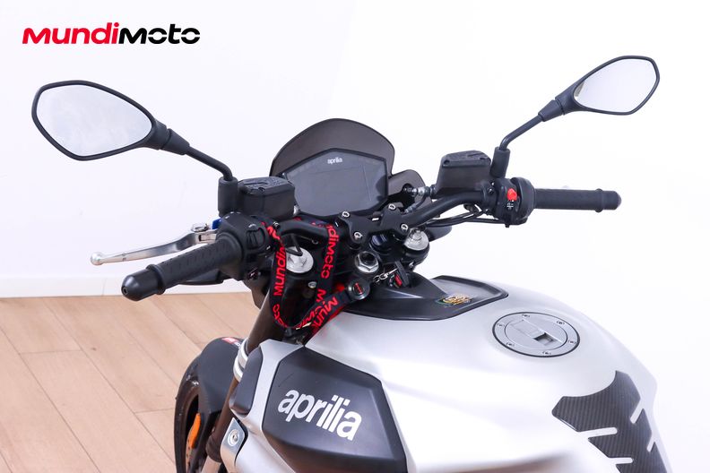 Motorbike image 10