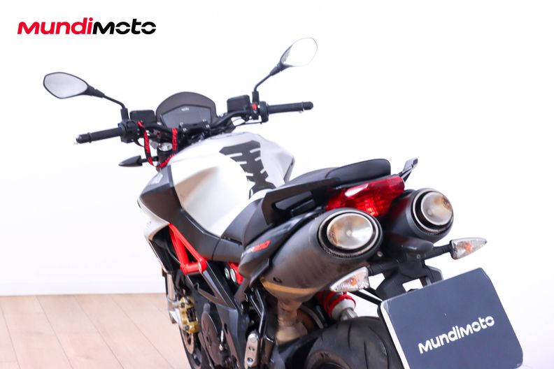 Motorbike image 9