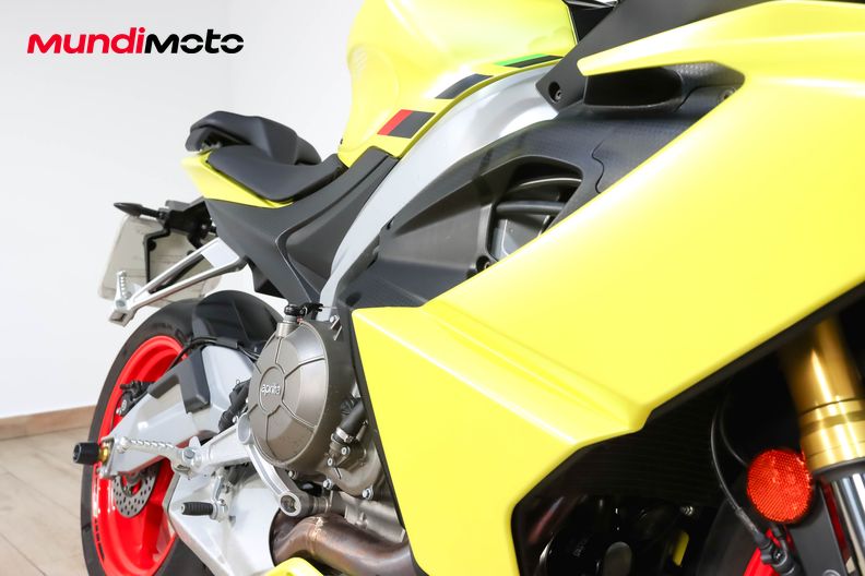 Motorbike image 13