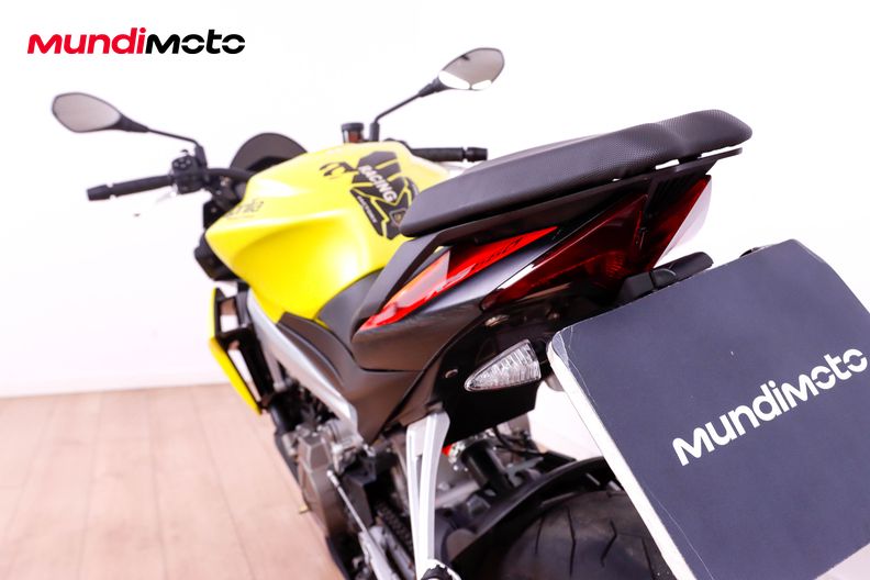 Motorbike image 9