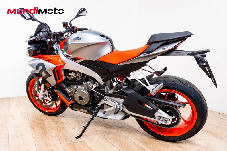 Motorbike image 7
