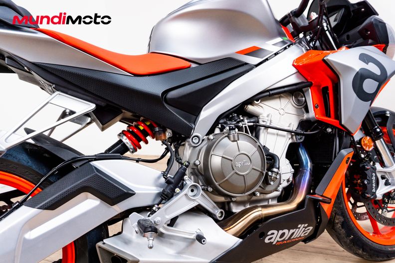 Motorbike image 3