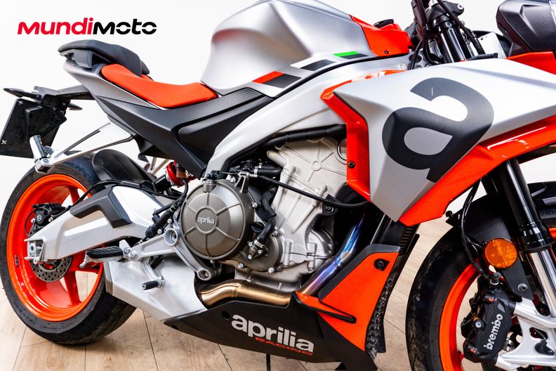 Motorbike image 4