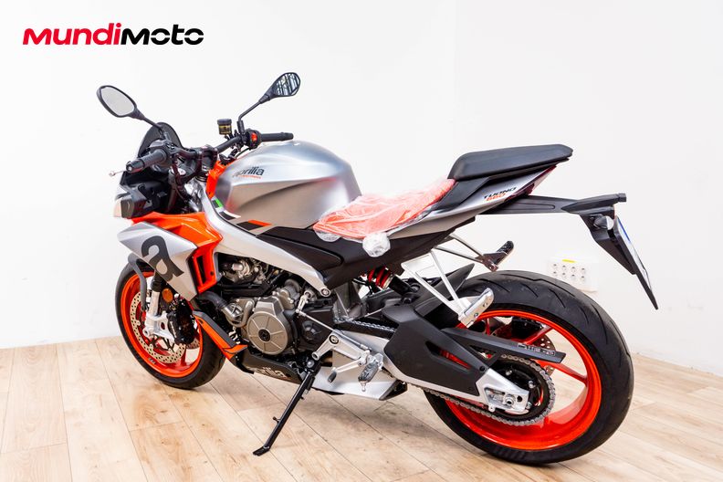 Motorbike image 7