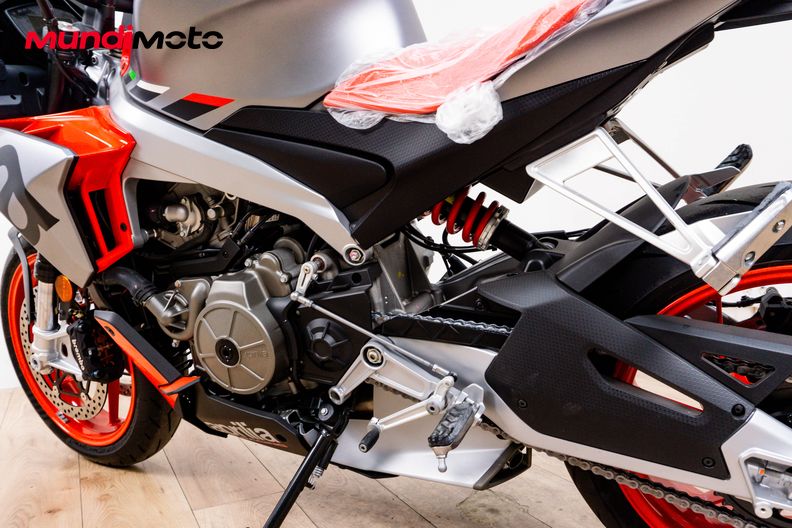 Motorbike image 8