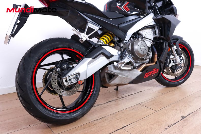 Motorbike image 3