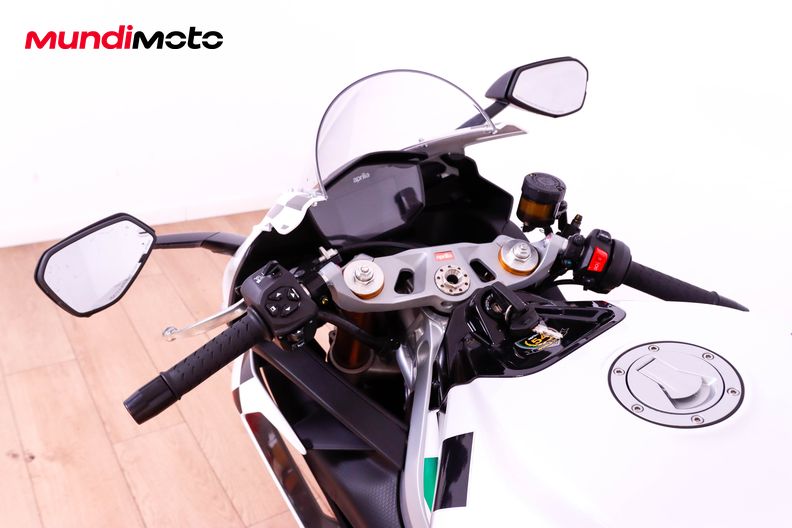 Motorbike image 10