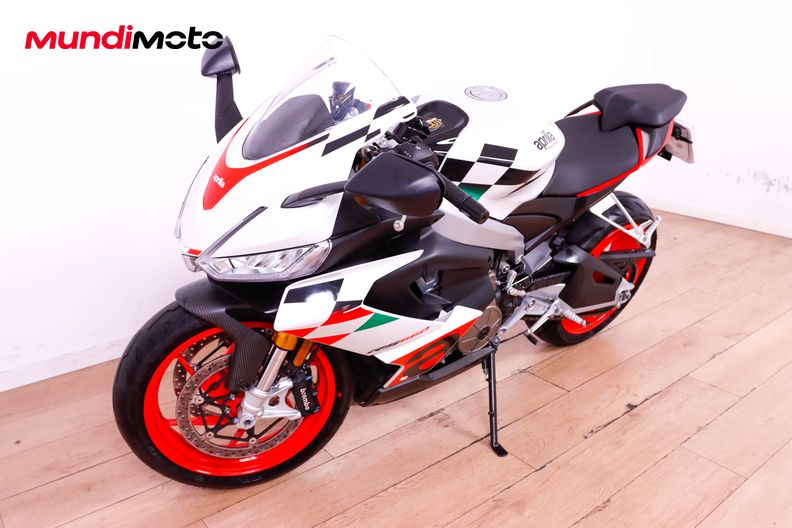 Motorbike image 7