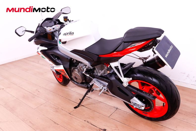 Motorbike image 6