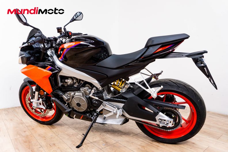 Motorbike image 7