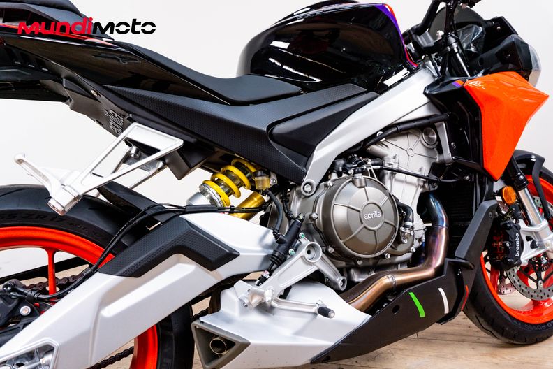 Motorbike image 3