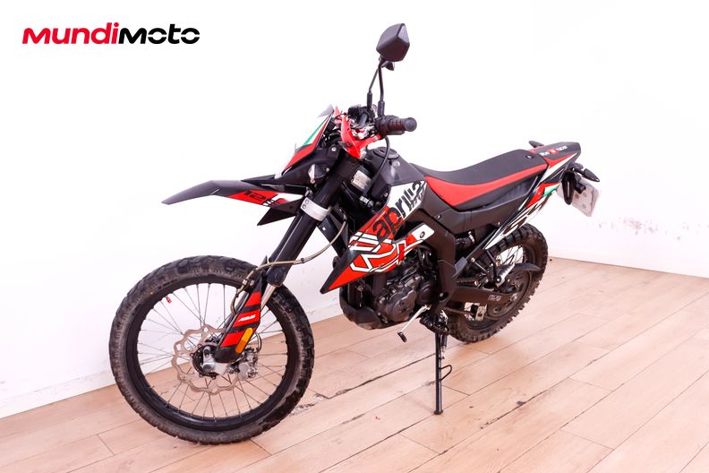 Motorbike image 7