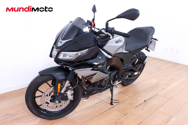 Motorbike image 7