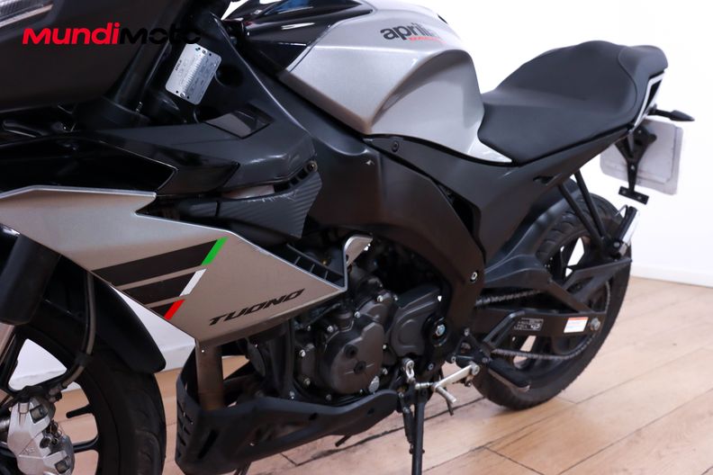 Motorbike image 8