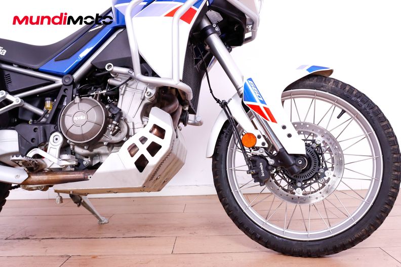 Motorbike image 12