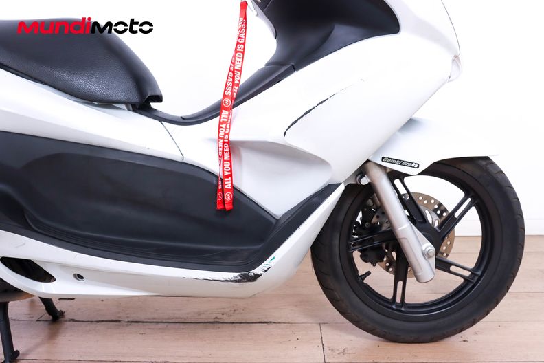 Motorbike image 12