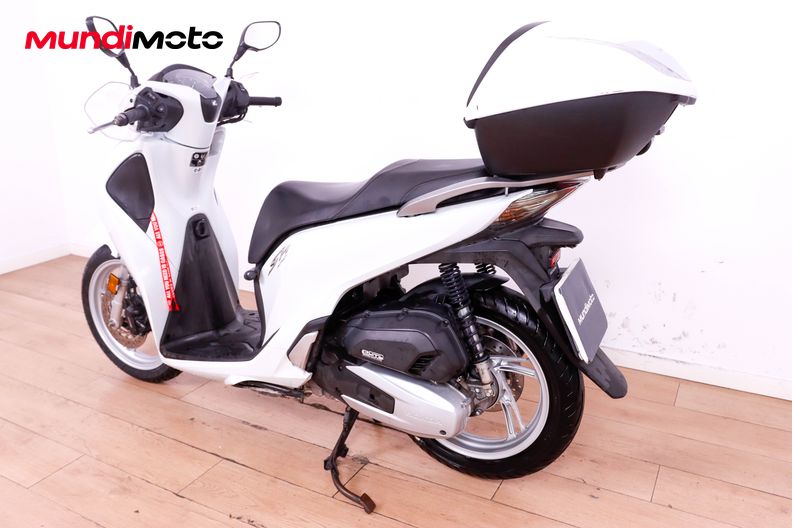 Motorbike image 6