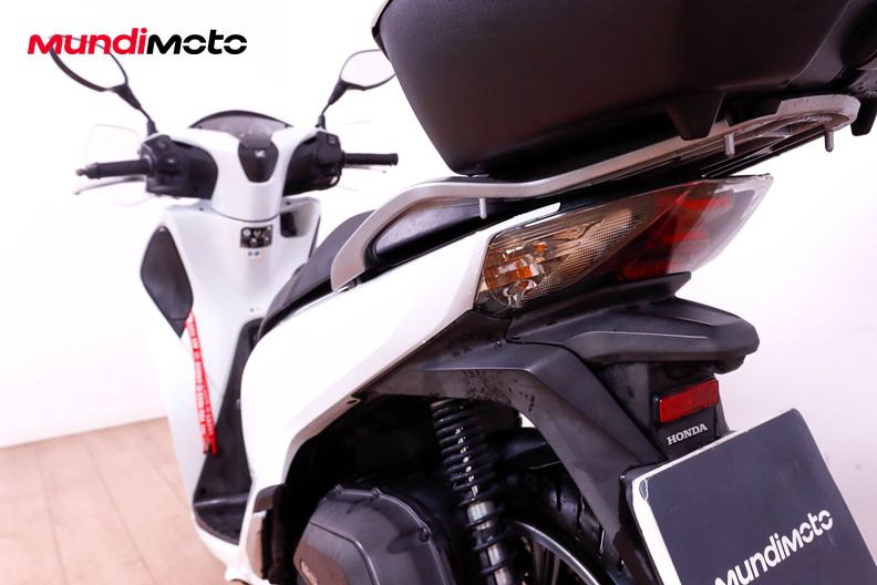 Motorbike image 9