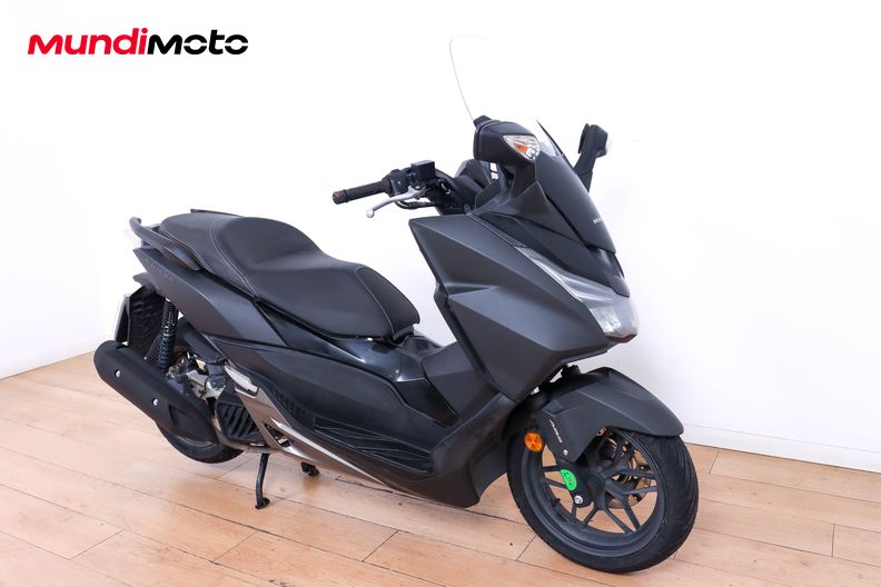 Honda Moto Vendo Honda Forza 125 HOT Piaggio Honda Forza 125 Abs