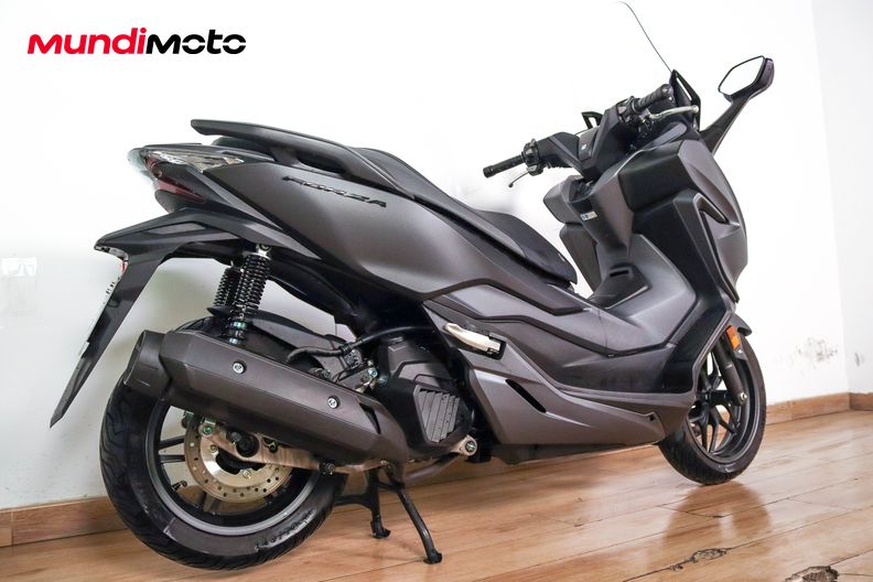 Motorbike image 2