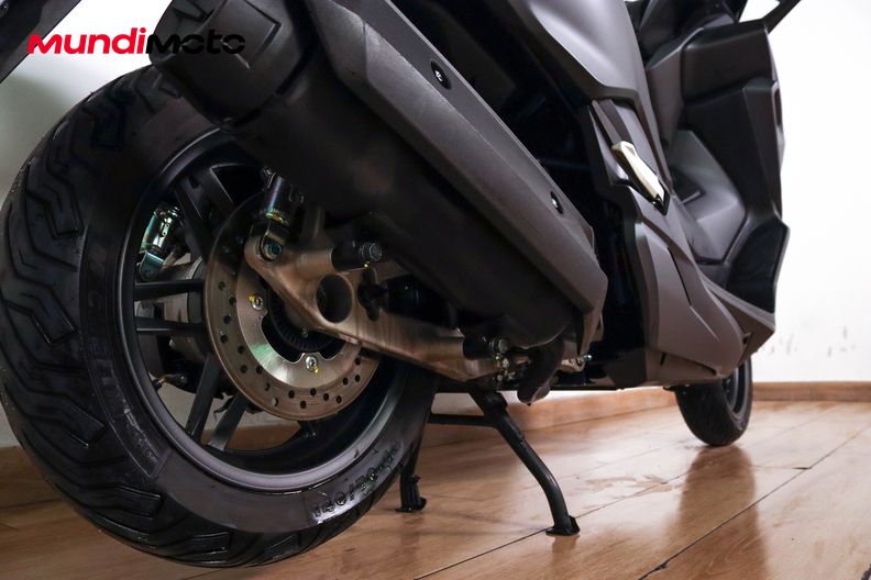 Motorbike image 3