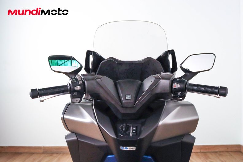 Motorbike image 10