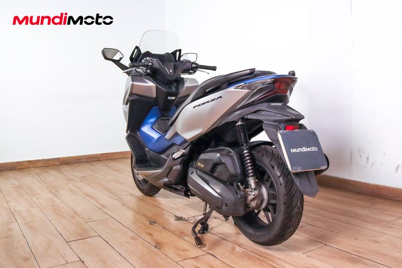 Motorbike image 6