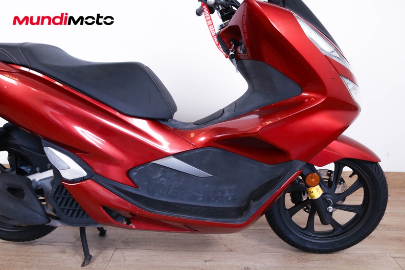 Motorbike image 12