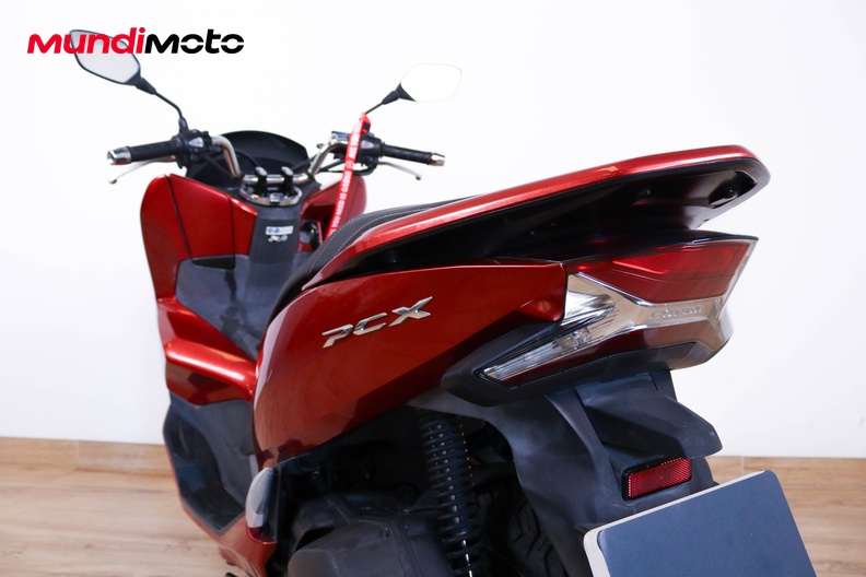 Motorbike image 9
